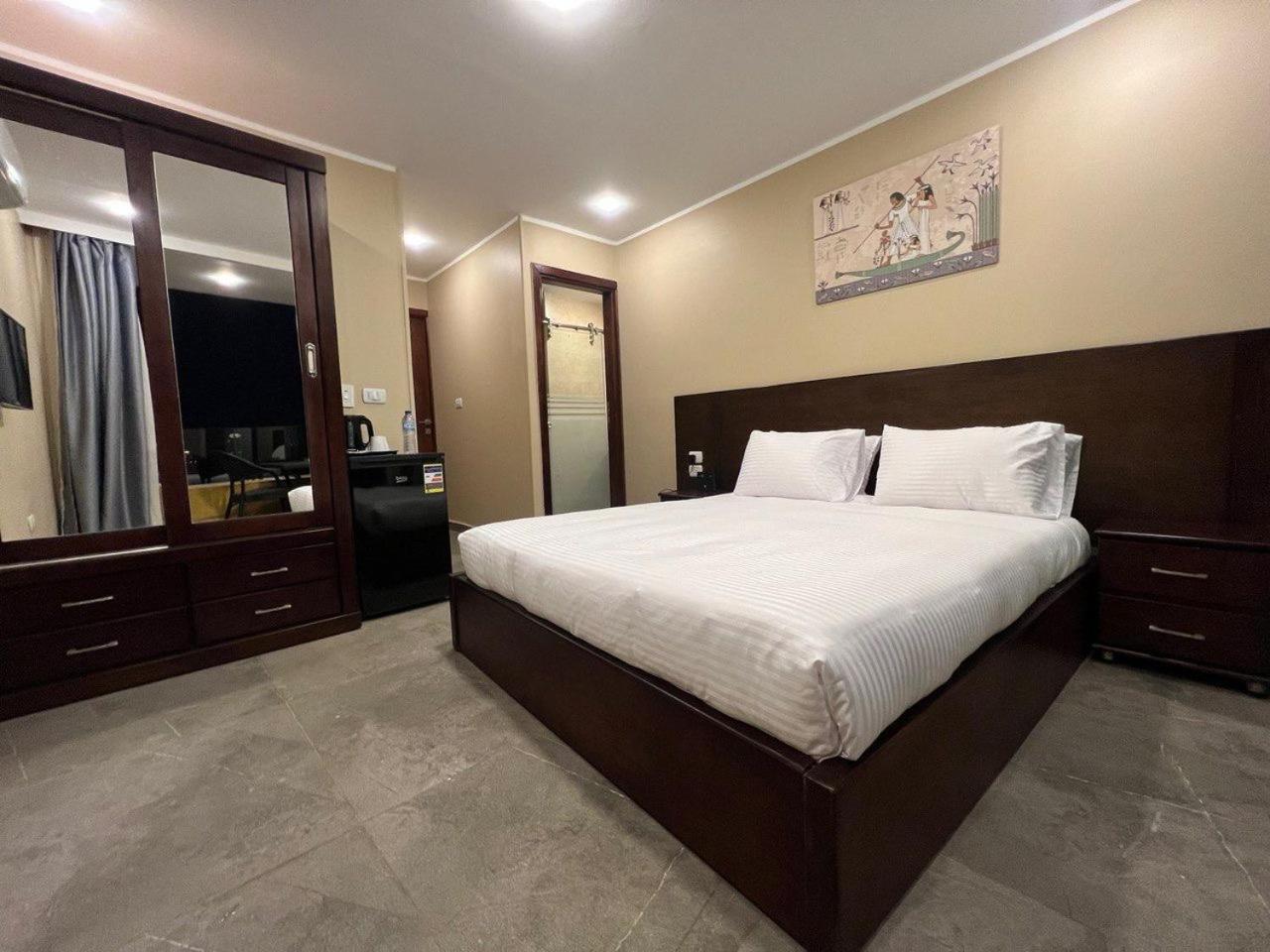 Pyramids View Hotel 3*